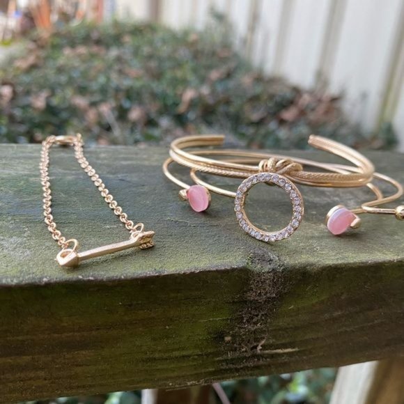 RELISTED 4 Piece Bangle Bracelet Set - Picture 4 of 5